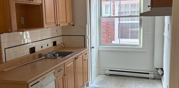 3 ½ à Louer – 950 Avenue Belvédère, App. - Photo 2