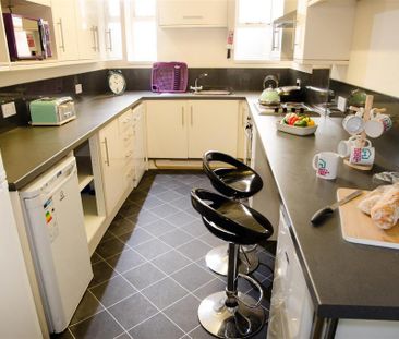 5 bedroom private hall to rent - Photo 5