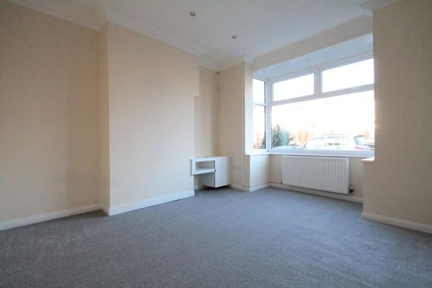 4 bedroom terraced house to rent - Photo 1