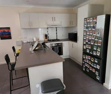 Elizabeth Park - Photo 5