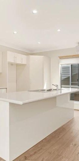 Modern 2 Bedroom Unit - Photo 1