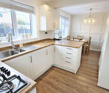 Warrington Road, Widnes, WA8 - Photo 3