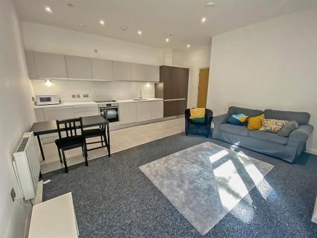 1 bedroom apartment to rent - Photo 2