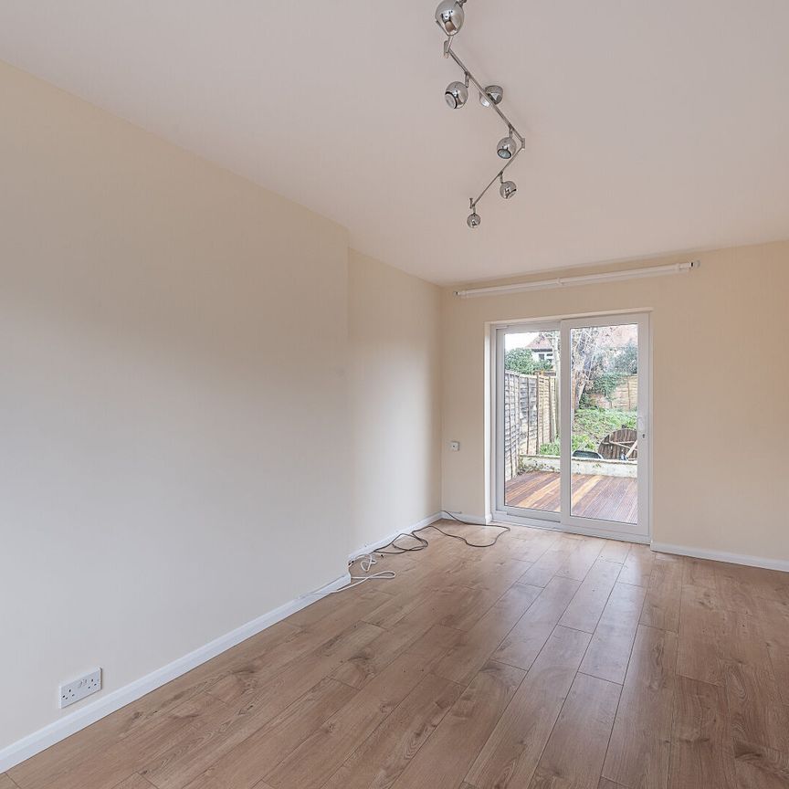 Available unfurnished from 02/02/2026 - Photo 1