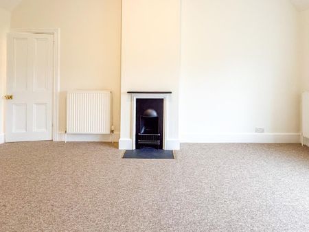 5 bedroom farm house to rent - Photo 2