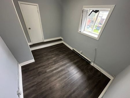 For Lease - 92 Wolfe Street Unit# 7, Oshawa, Ontario - Photo 2
