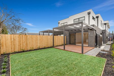 11A Moylan St, Bentleigh East - Photo 2