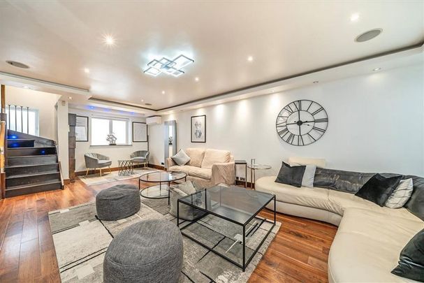 4 bedroom house to rent - Photo 1