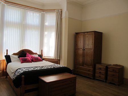 165 Warwick Road, Carlisle (STUDENT HOUSE) Available August 2026 - Photo 5