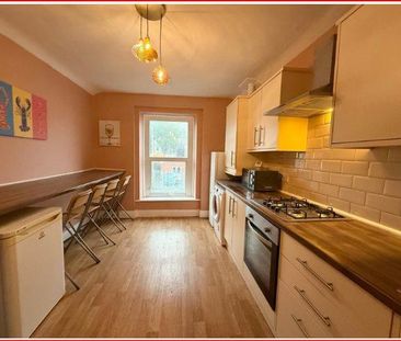 5 bedroom house to rent - Photo 1