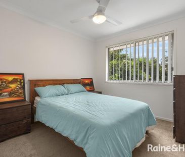 FANTASTIC LOCATION & CONVENIENCE! Heart of North Lakes, 3 Bed 2&1/2... - Photo 3