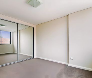 2Bedrooms, 2Bathrooms - Photo 2