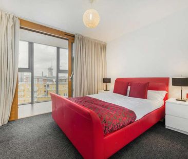 Falcon Wharf, Battersea, SW11 - Photo 4