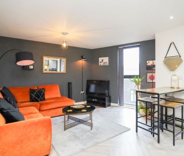 37 Dun Fields, Kelham Island, S3 - Photo 5