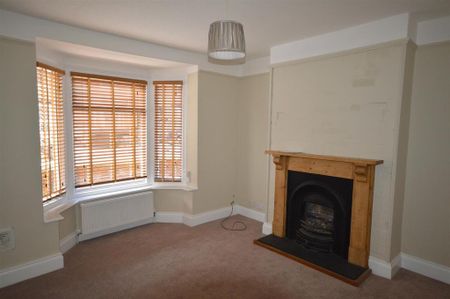 3 bedroom terraced house to rent - Photo 2