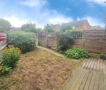 2 bedroom maisonette to rent - Photo 4