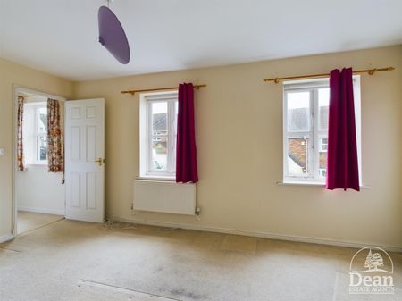 Listers Place, Cinderford - Photo 5