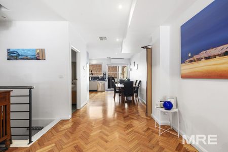 Timeless elegance - Photo 2