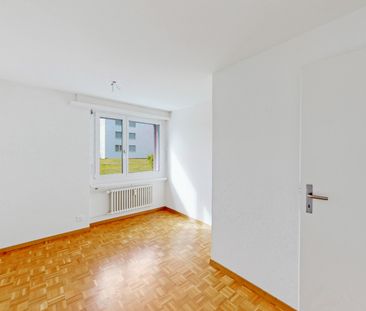 Wohnung mit grossem Schlafzimmer - der Frühling kann kommen. - Photo 4