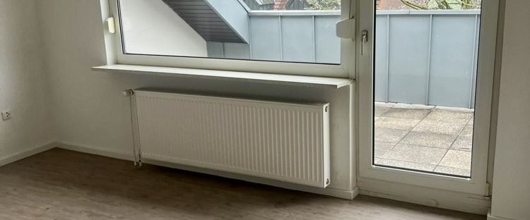 2,5 Raum DG Wohnung mit Südloggia, im 8 Fam. Haus, ruhiger Wohnlage ! Kirchhelle ... - Photo 1