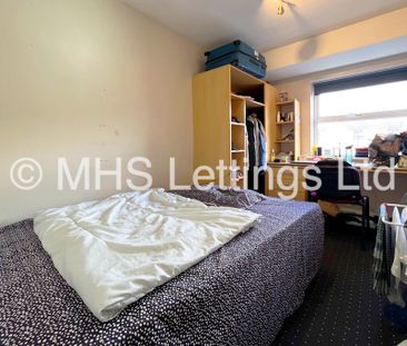 5 Bedroom Ground Floor Flat for rent in Headingley Rise - Photo 2