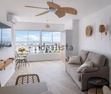 Alquiler de estudio en Calle la Colina - Photo 2