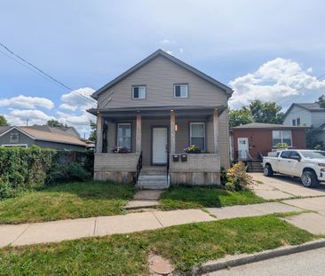 32 Garnet St, St. Catharines - 2 Bedroom Main Unit - Photo 4