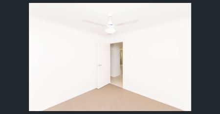 Cozy dual key house for rent - Photo 3