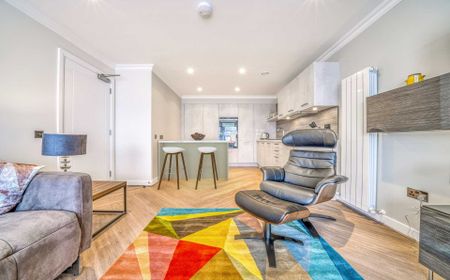 Price £1,250 pcm - Available Now - Furnished - Photo 4