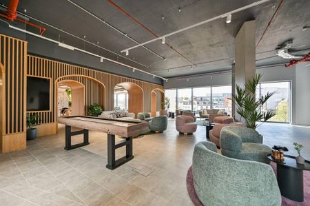 2 bedroom flat to rent - Photo 2