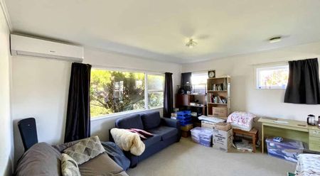 Sunny 3 bedrooms At Quiet Handy Location - Photo 2