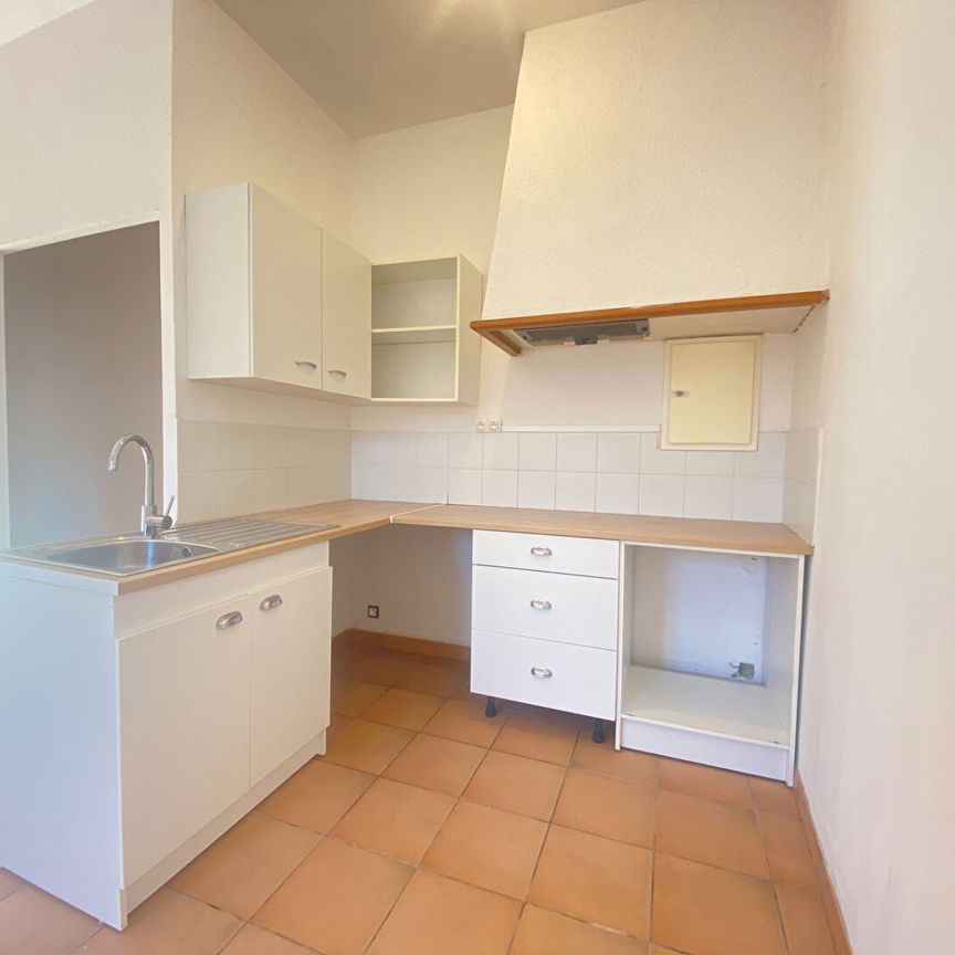 Location appartement 2 pièces, 51.76m², Lézignan-Corbières - Photo 1