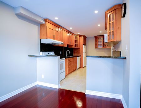 For Lease - 95 BROOKMILL Boulevard, Toronto, Ontario - Photo 5