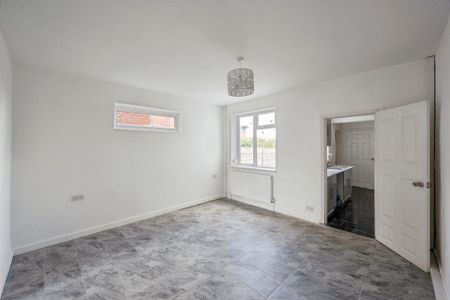 Staveley Street, Doncaster, Edlington - Photo 5