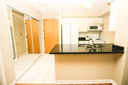 For Lease - 4968 Yonge Street Unit# 3212, Toronto, Ontario - Photo 4