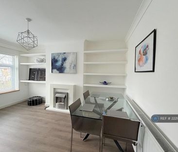 2 bedroom maisonette to rent - Photo 3