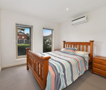 An Absolute Delight! - Photo 1