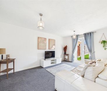 3 bedroom semi-detached house to rent - Photo 2