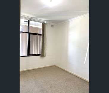 Charming Two-Bedroom Unit in Kilkenny - Photo 2