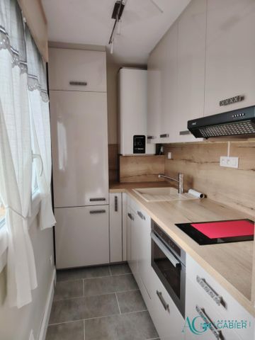 Location Appartement 1 pièce 30m² HYERES 83400 - Photo 4