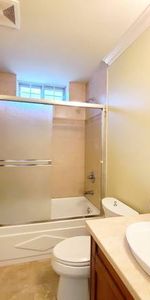 Kerrisdale Newer House Furnished 1 Bed 1 Bath Suite - Photo 4