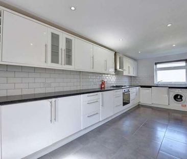 Crisp Road, Henley On Thames, RG9 - Photo 1