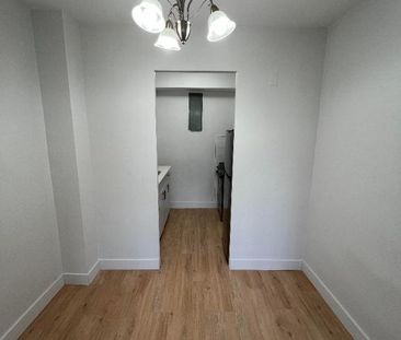 3½ Apartments Available - A louer • For Rent - Photo 4