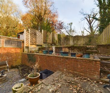 2 bedroom House in Dunwood Rise, High Wycombe - Photo 6