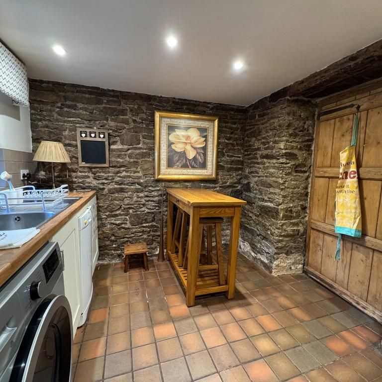 1 bedroom cottage to rent - Photo 1