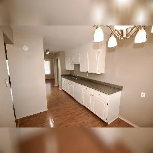 3 Bed 1.5 Bath Townhouse For Rent Sherwood Park - Photo 4