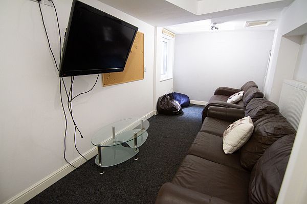 64A, Wellington Street - Photo 1