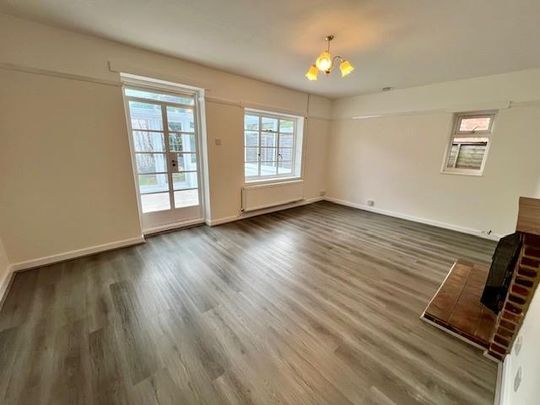 3 bedroom bungalow to rent - Photo 1