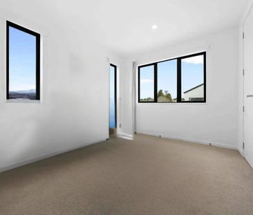 Modern Corner Townhouse in the Heart of Howick - Photo 2