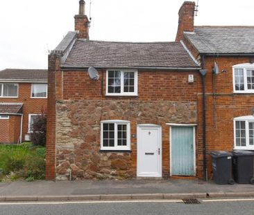 2 bedroom semi-detached house to rent - Photo 2